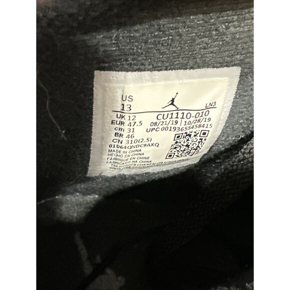 Size 13- Jordan 4 Black Cats. W/ Box Inserts And Paper. Excellent Condition!! - Picture 13 of 16